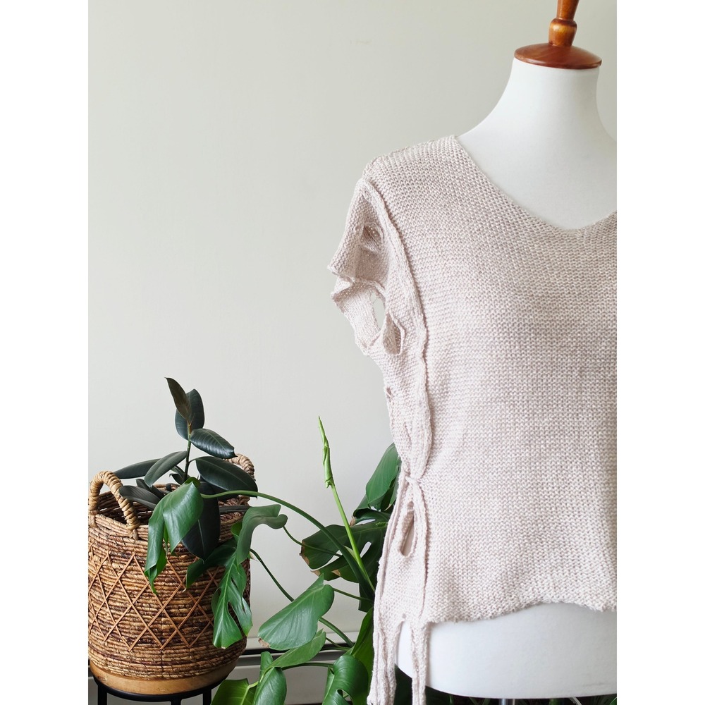 MARA GIBBUCCI Beige Lagenlook V-Neck Knit Top Side Tie Tassels Open Stitch M - Picture 5 of 16
